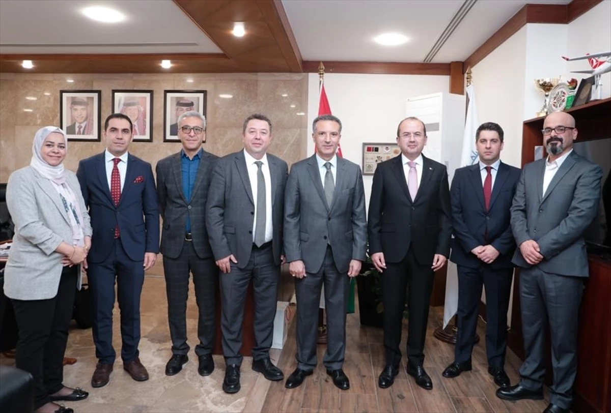 Türkiye\'nin Amman Büyükelçisi, Ürdün\'de ekonomik işbirliği konularını görüştü