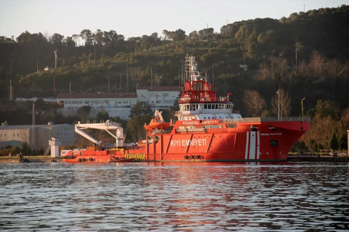 Zonguldak\'ta batan geminin kayıp mürettebatı için arama çalışmaları devam ediyor