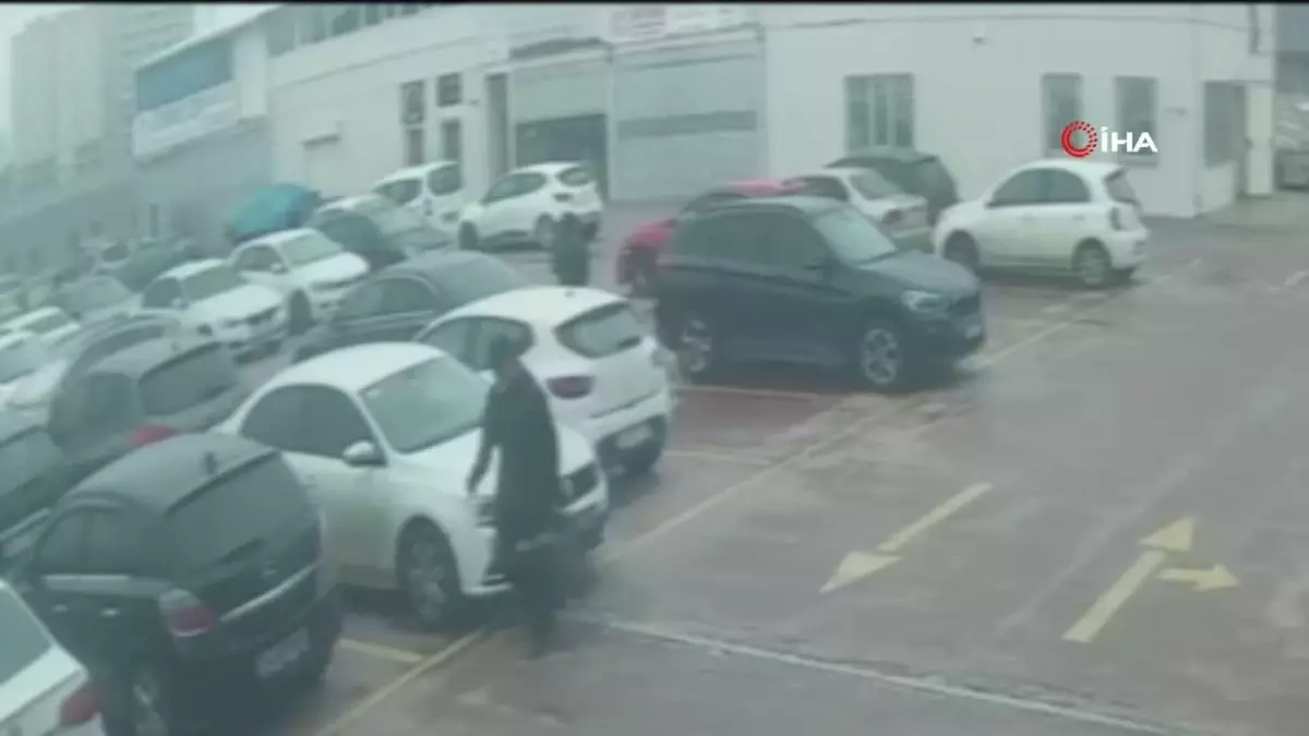 Başakşehir\'de 2 milyon 500 bin TL çalan hırsız İstanbul Havalimanı\'nda yakalandı