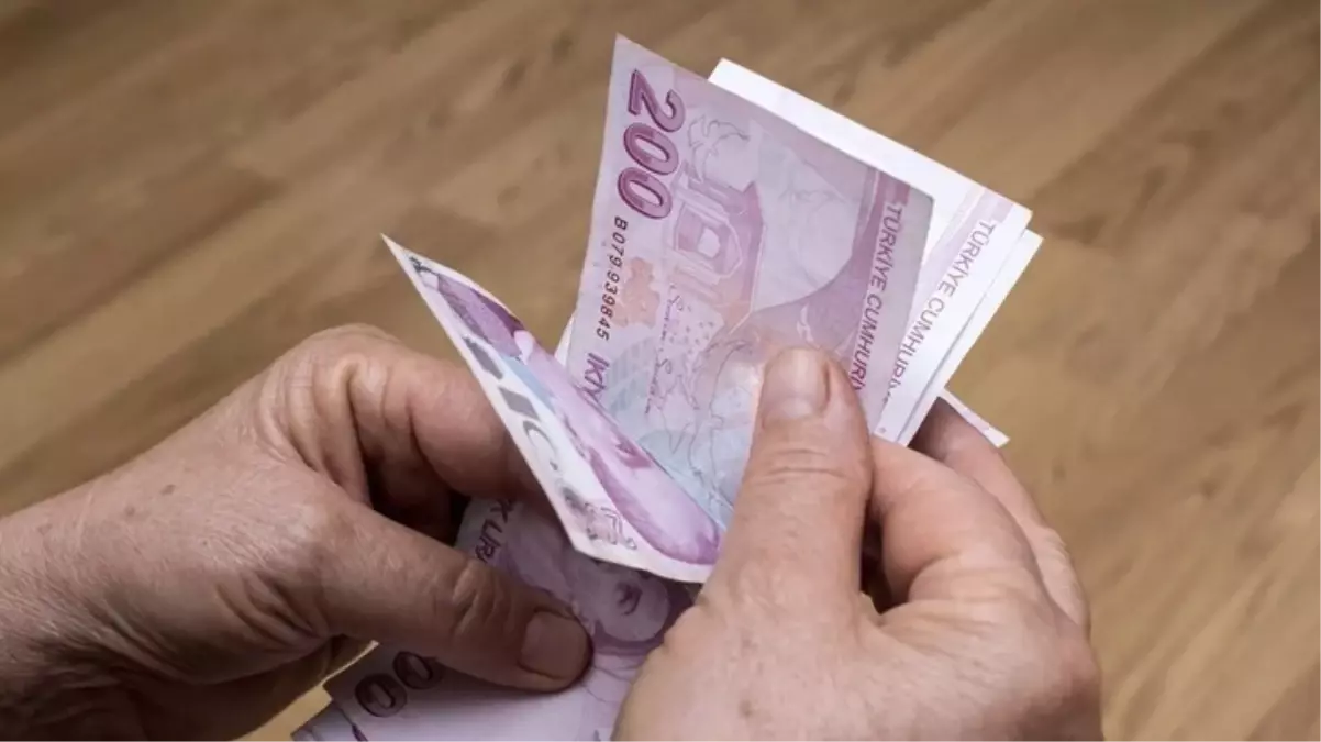 AK Parti'nin seçim kozu: Emeklilere indirim kartı