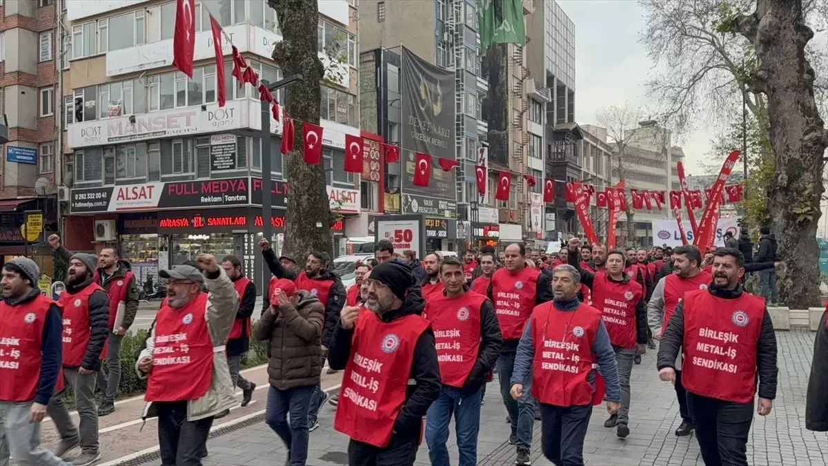 DİSK, adil vergi sistemi için kanun teklifi çağrısı yaptı