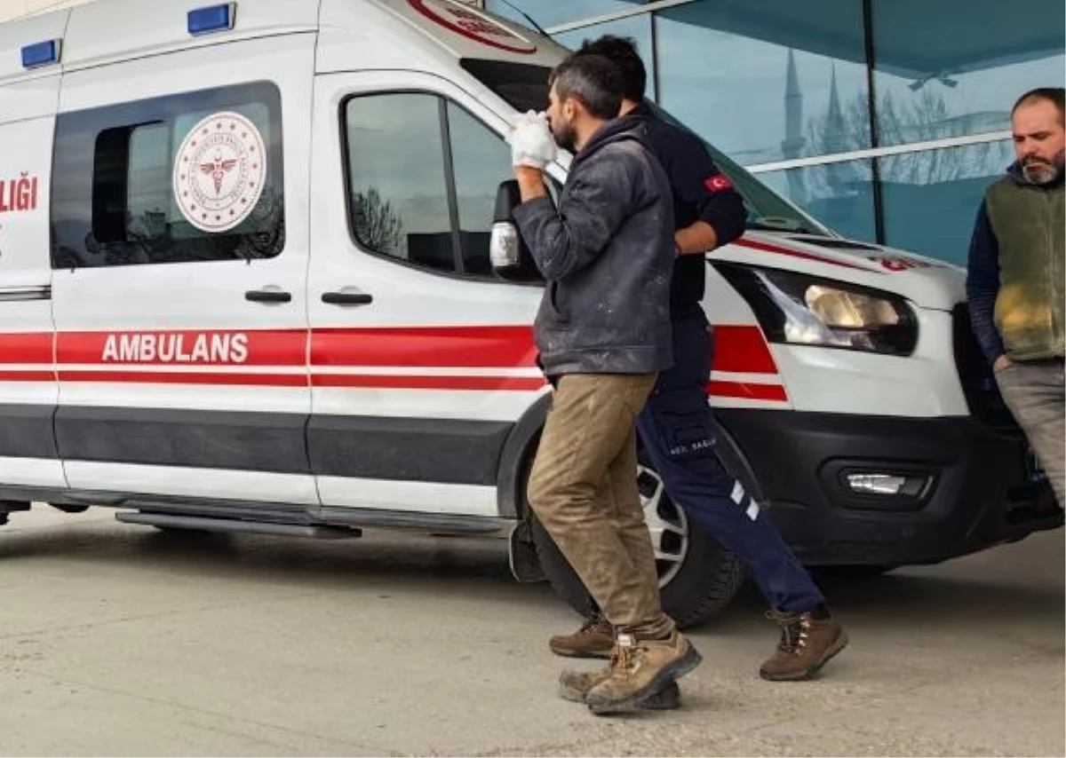 Bursa\'da sandalye imalathanesinde kaza: İşçinin parmağı koptu
