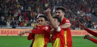 Göztepe, lider Eyüpspor'u farklı mağlup etti
