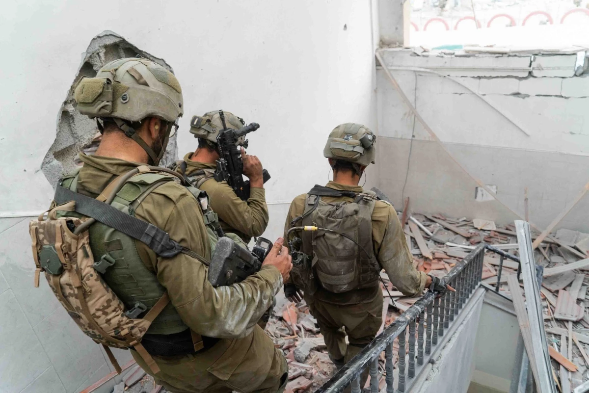 İsrailli gardiyanlar Filistinli mahkumu darbederek öldürdü
