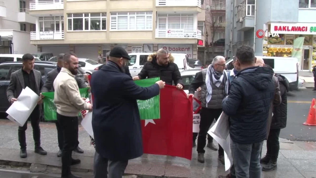 TBMM\'de \'Sayın Öcalan\' söylemine bir grup vatandaştan protesto