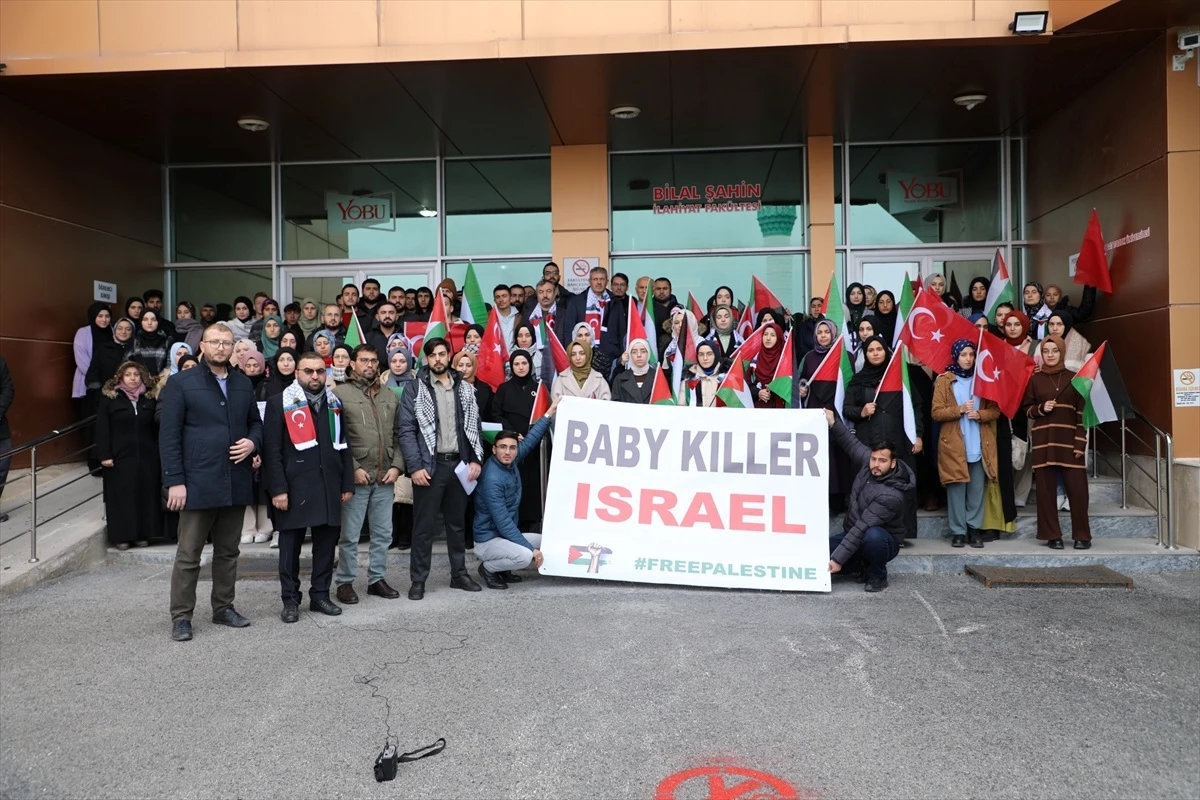 Yozgat Bozok Üniversitesi öğrencileri İsrail\'in saldırılarını protesto etti