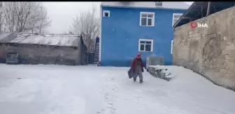 Ağrı'da kar yağışı etkisini sürdürüyor