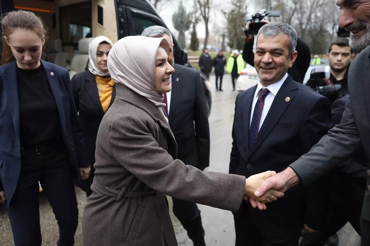 Aile ve Sosyal Hizmetler Bakanı Göktaş: "Gazze\'de gerçekleştirilen soykırım yüreğimizi parçalıyor"