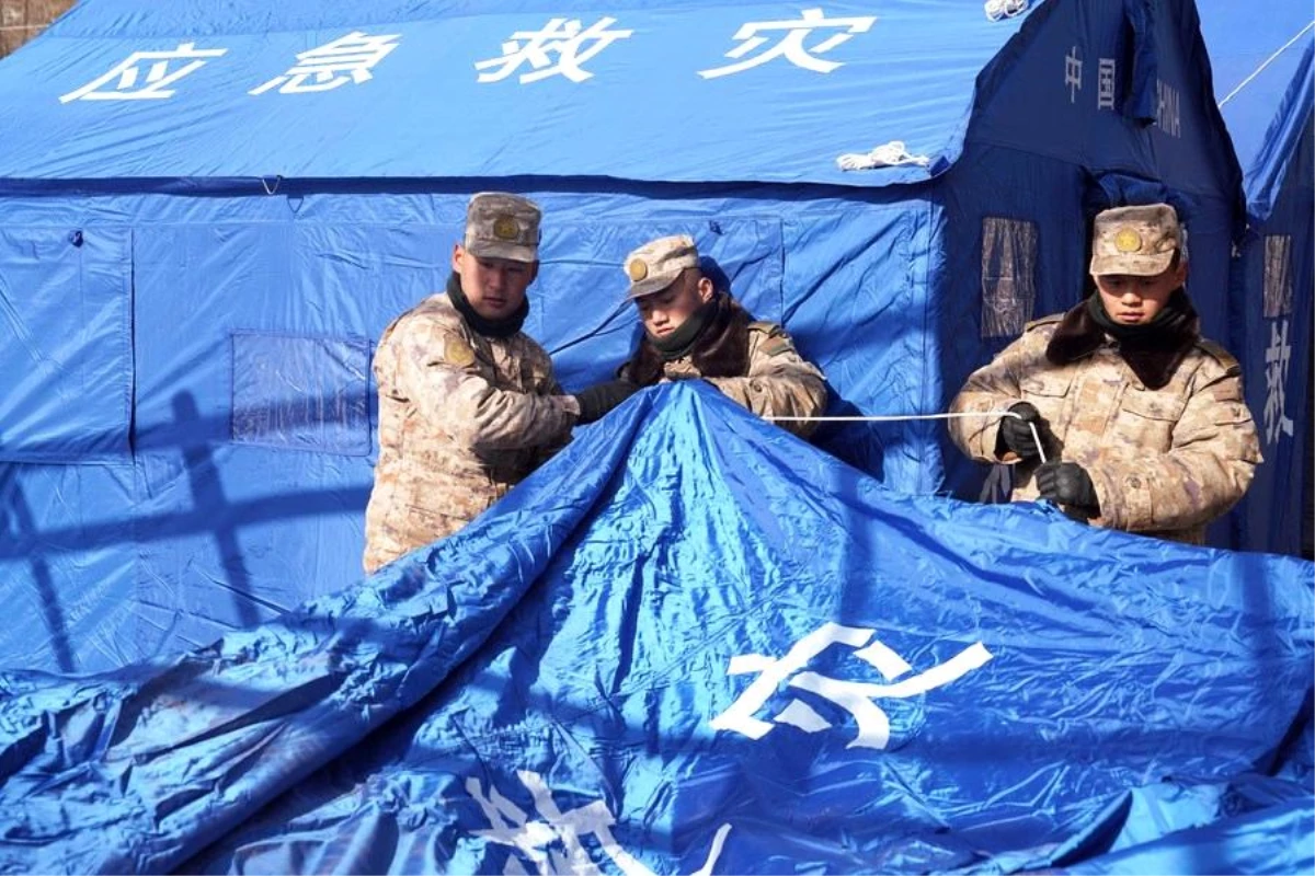 Çin, depremzedelere yardım malzemeleri tahsis etti