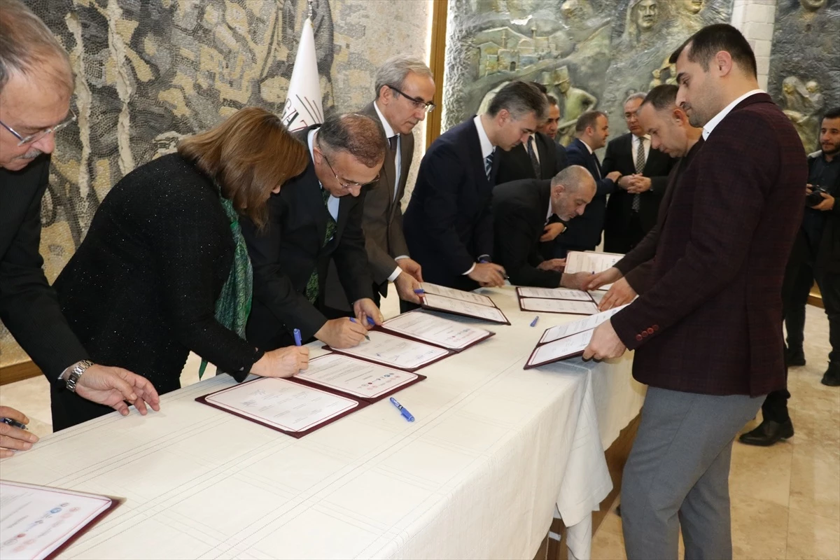 Gaziantep\'te Aile Akademisi Protokolü İmzalandı