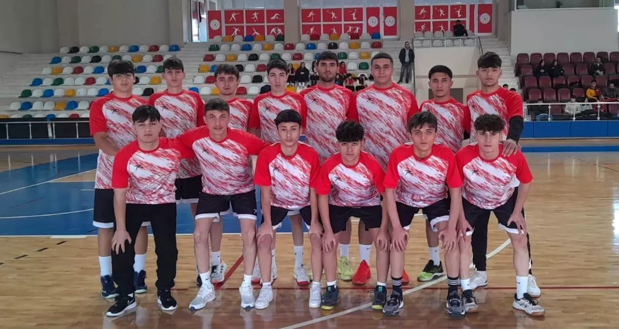 Düzce\'de Hentbol Okul Sporları Grup Müsabakaları Sonuçlandı