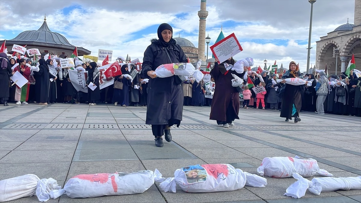 Konya\'da İsrail saldırılarına karşı eylem