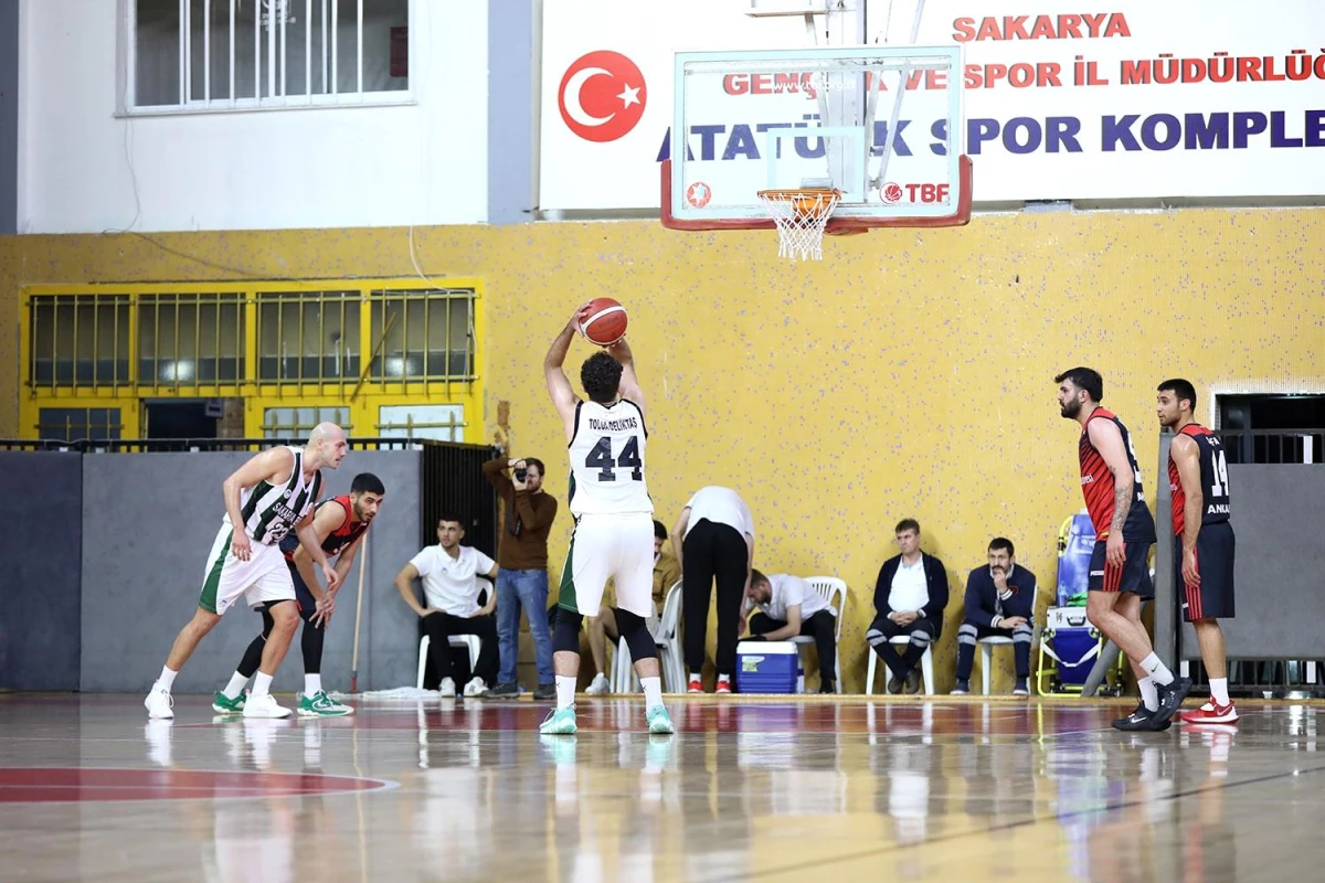 Büyükşehir Basketbol, İstanbul Büyükşehir Belediyesi\'ne konuk olacak