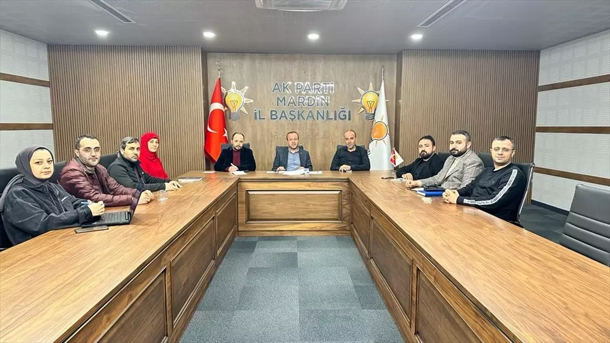 AK Parti Mardin İl Başkanlığı Seçim Koordinasyon Merkezi Toplantısı Gerçekleştirildi