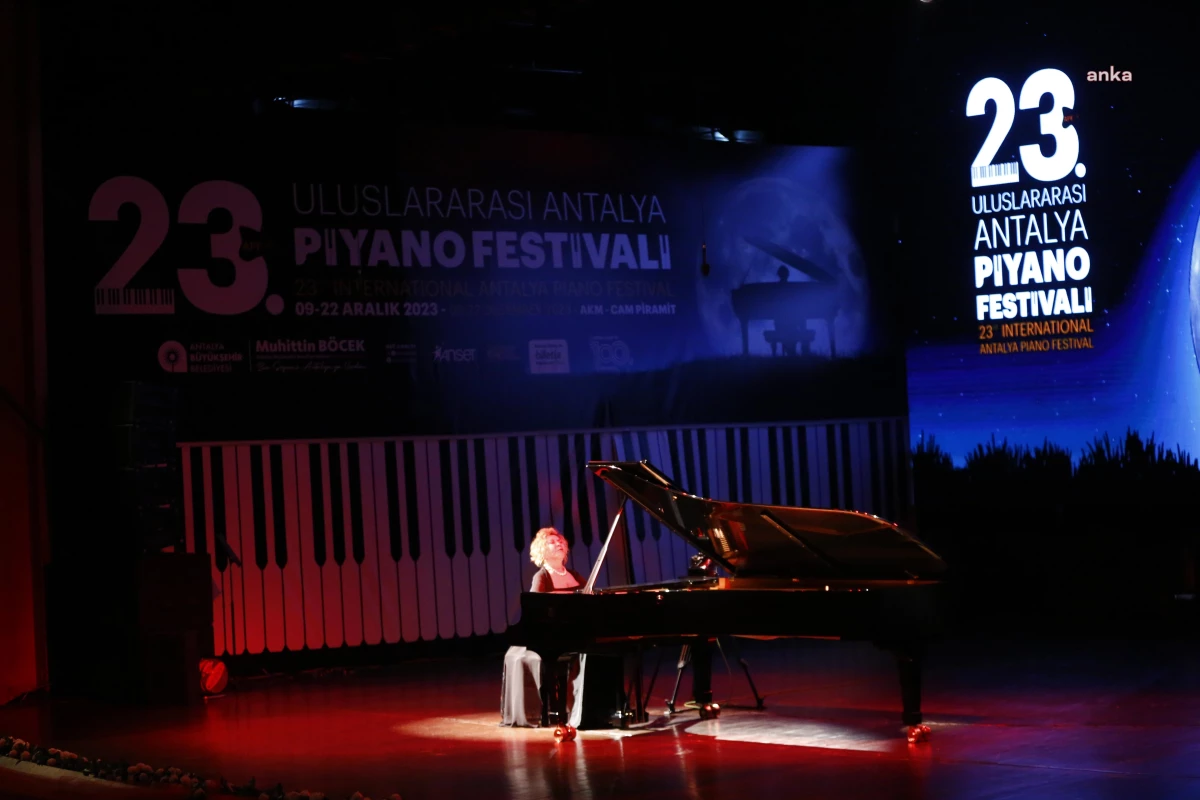 23. Uluslararası Antalya Piyano Festivali Gülsin Onay\'ın konseri ile sona erdi