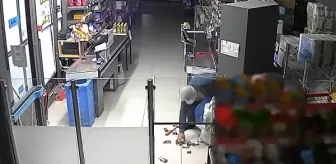 Adana'da zincir marketlerde çekiçli hırsızlık
