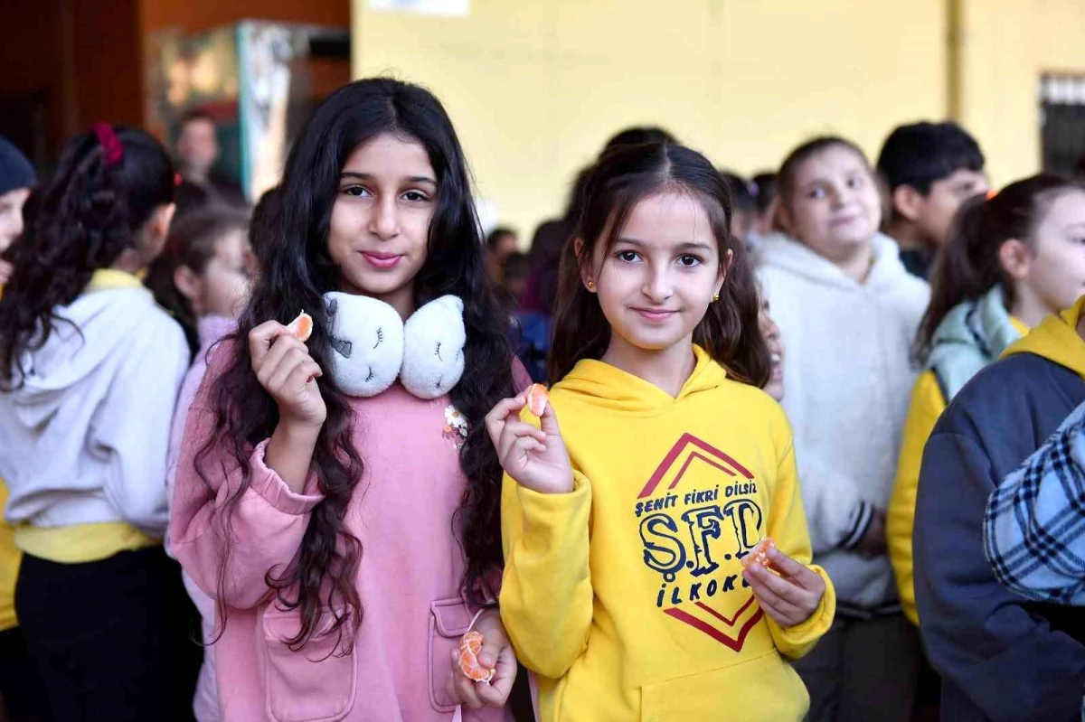 Mersin Büyükşehir Belediyesi Öğrencilere Yerli Malı Haftası Etkinliği Düzenledi