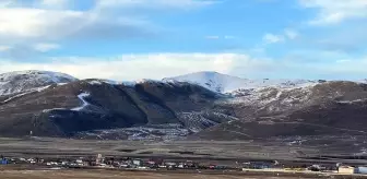Kars, Erzincan ve Ardahan'da kar yağışı etkili