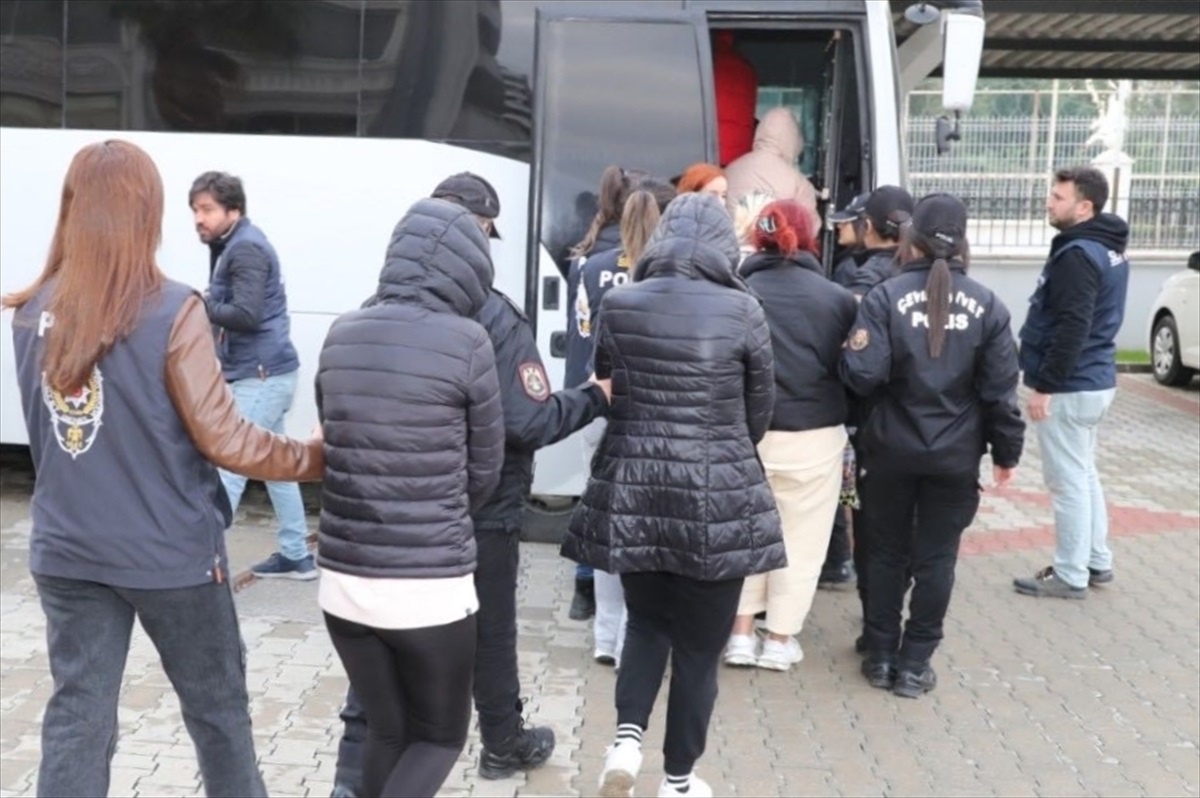 Mersin\'de yasa dışı bahis operasyonu: 13 tutuklama
