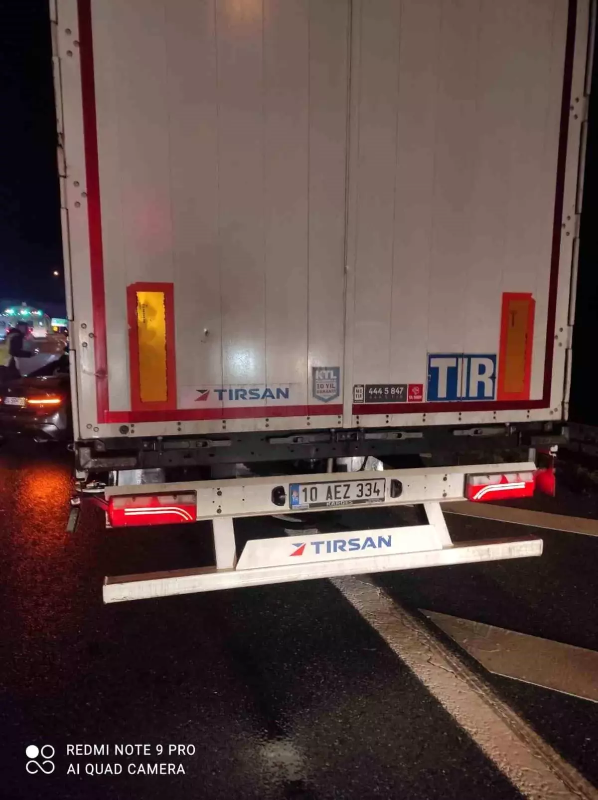 Bursa\'da otobanda trafik kazası: 2 yaralı