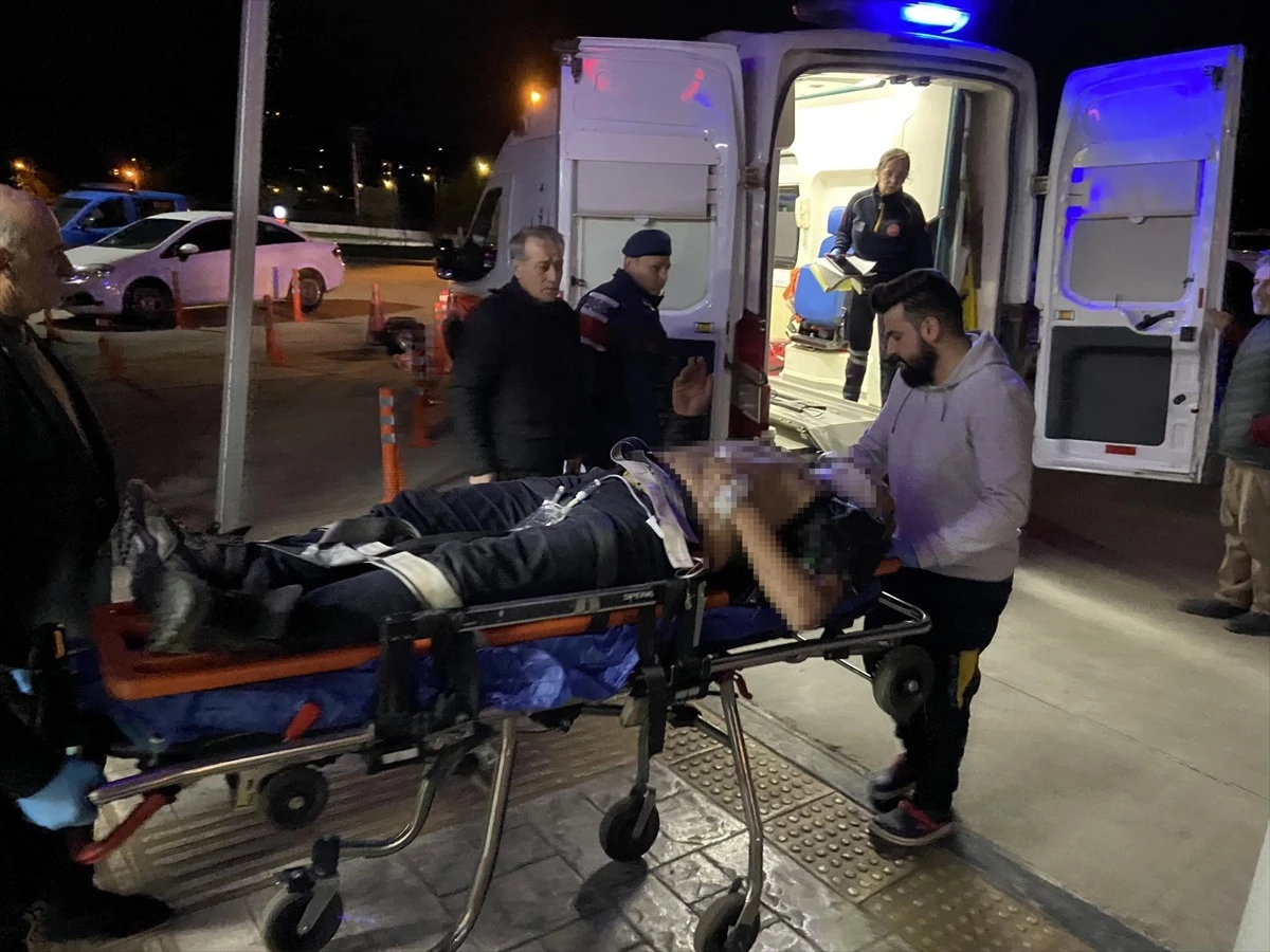 Samsun\'da fırtına: Bir kişi yaralandı