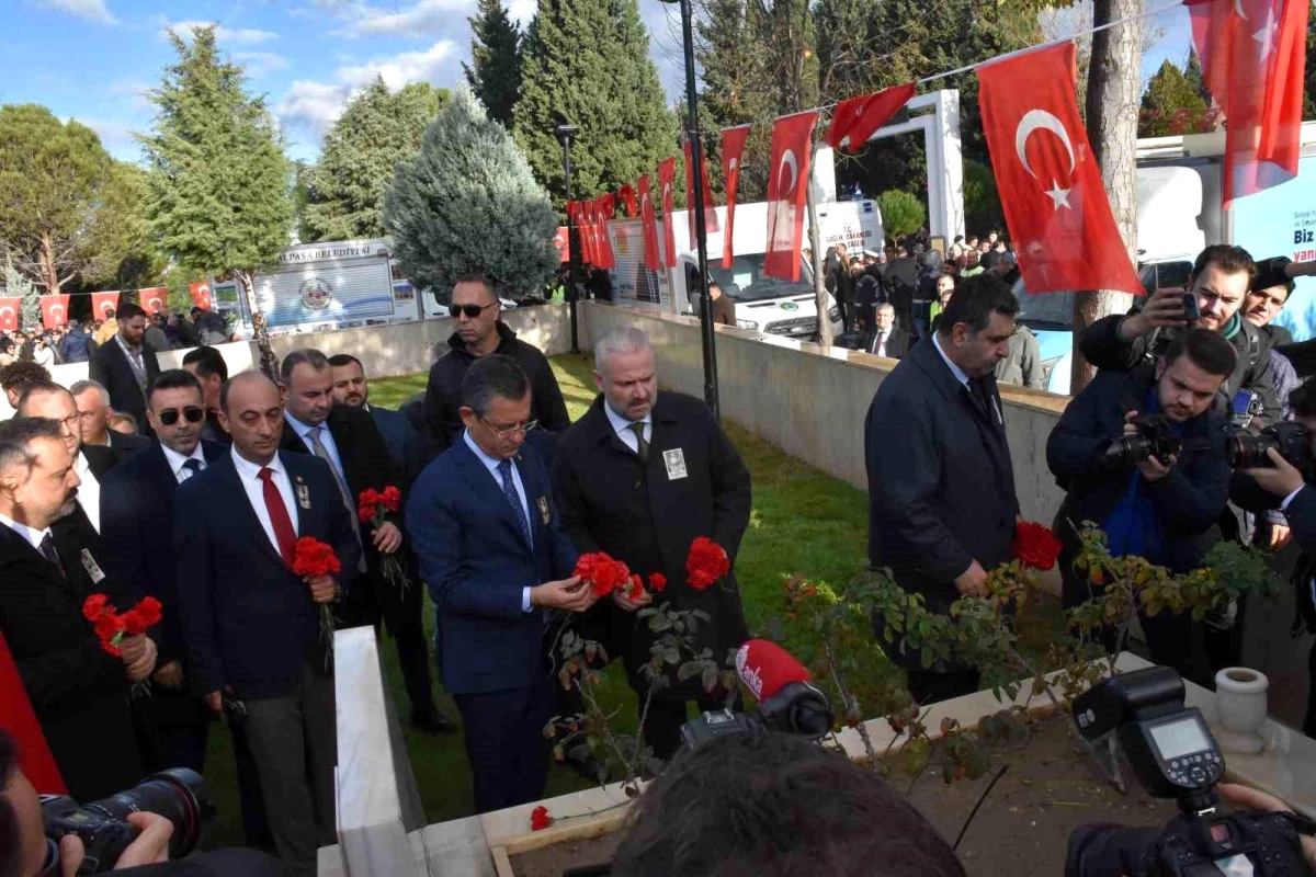 Şehit Asteğmen Kubilay anmasına, CHP lideri Özel de katıldı