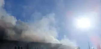 Sivas'ta çatı katında çıkan yangın kontrol altına alındı