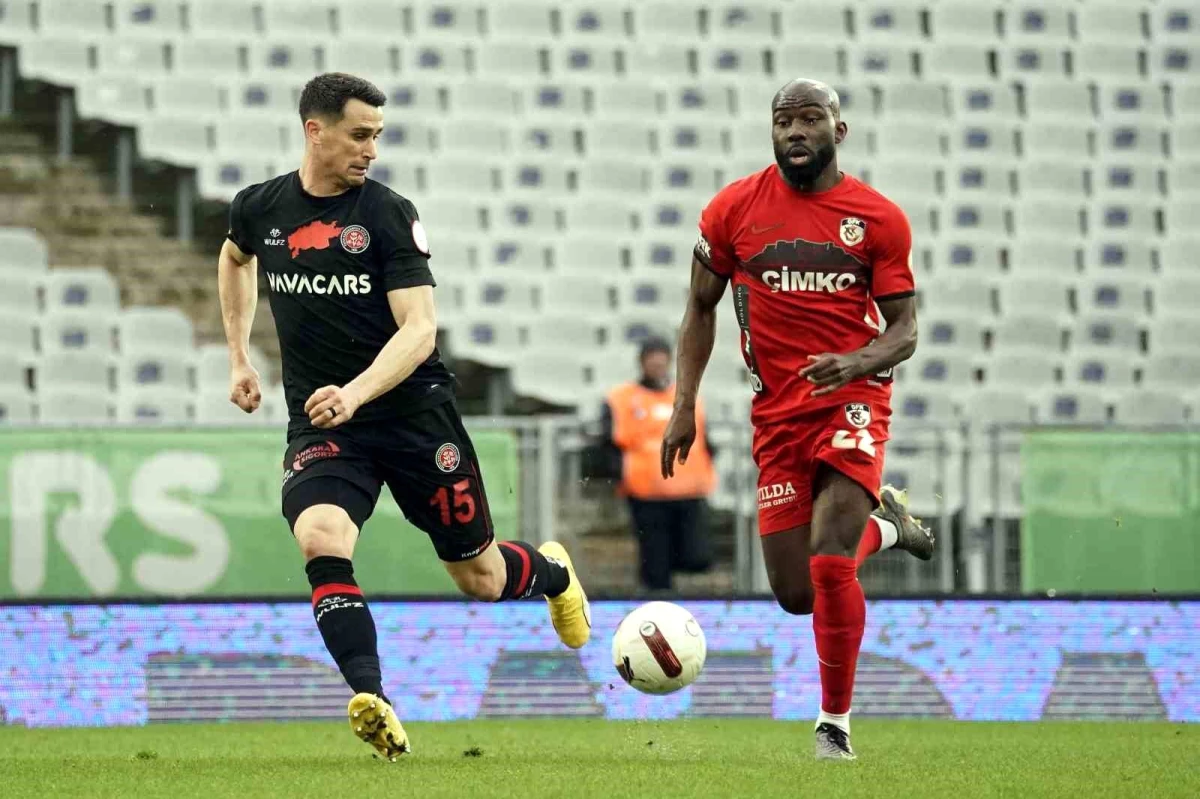 Fatih Karagümrük - Gaziantep FK Maçı İlk Yarı Sonucu
