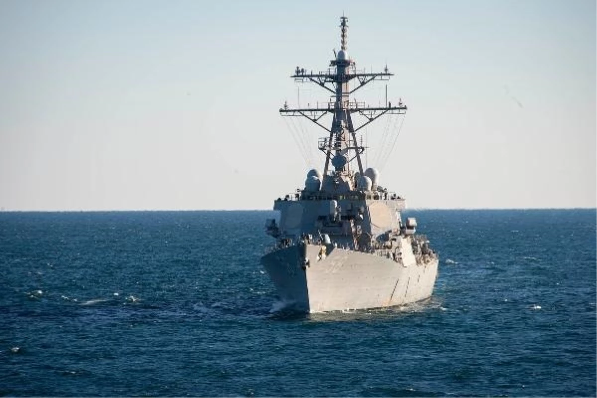 ABD Savaş Gemisi Yemenli Husilerin İHA\'larını Düşürdü