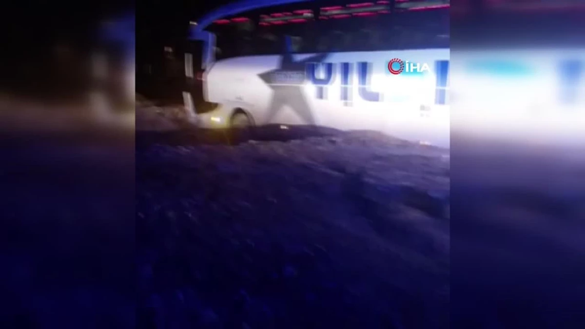 Amasya\'da Yolcu Otobüsü Çamura Saplandı: 6 Yaralı