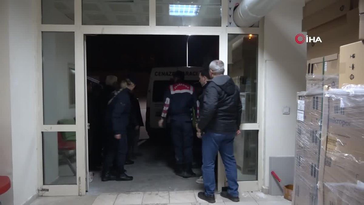 Adana\'da terk edilmiş araçta bulunan şahıs dere kenarında ölü bulundu
