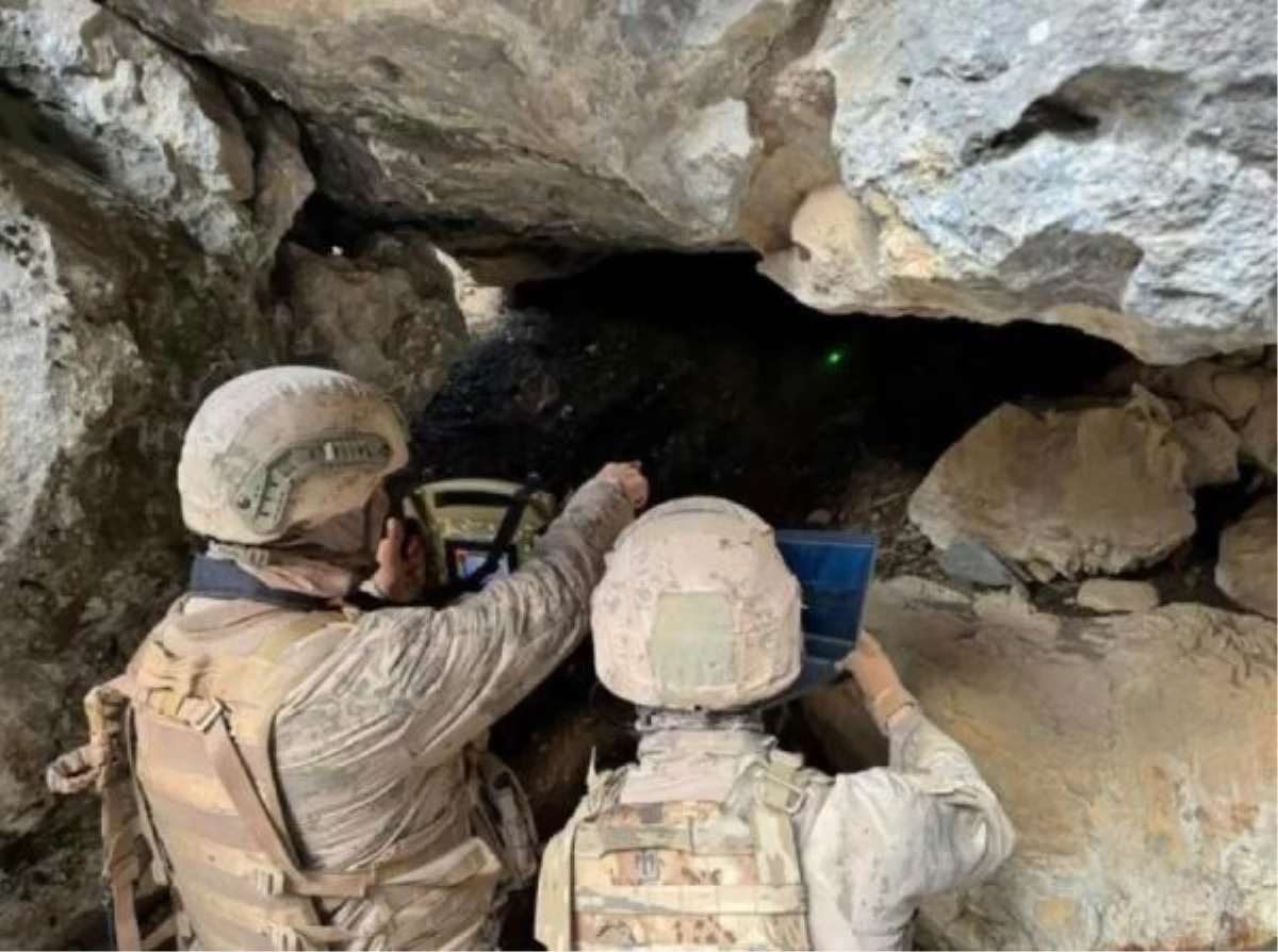 İçişleri Bakanı: 10 ilde terör örgütüne ait 58 mağara imha edildi