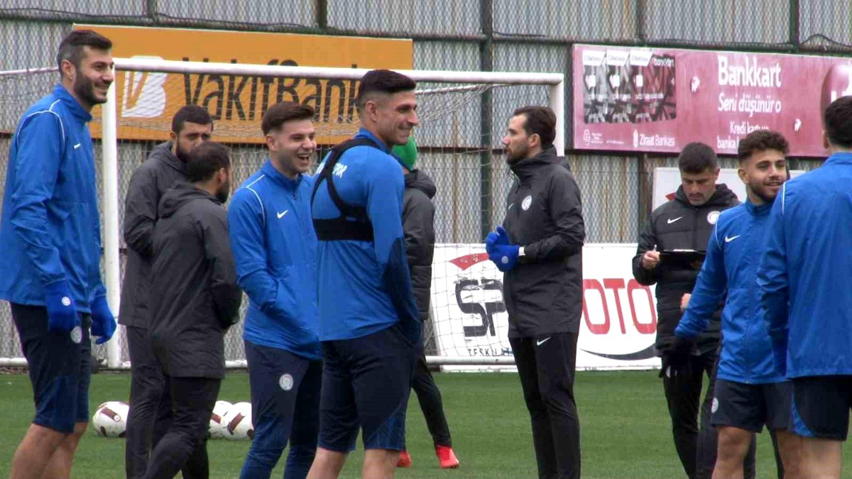 Çaykur Rizesporlu Benhur Keser: \'TFF 1. Lig daha çekişmeli\'
