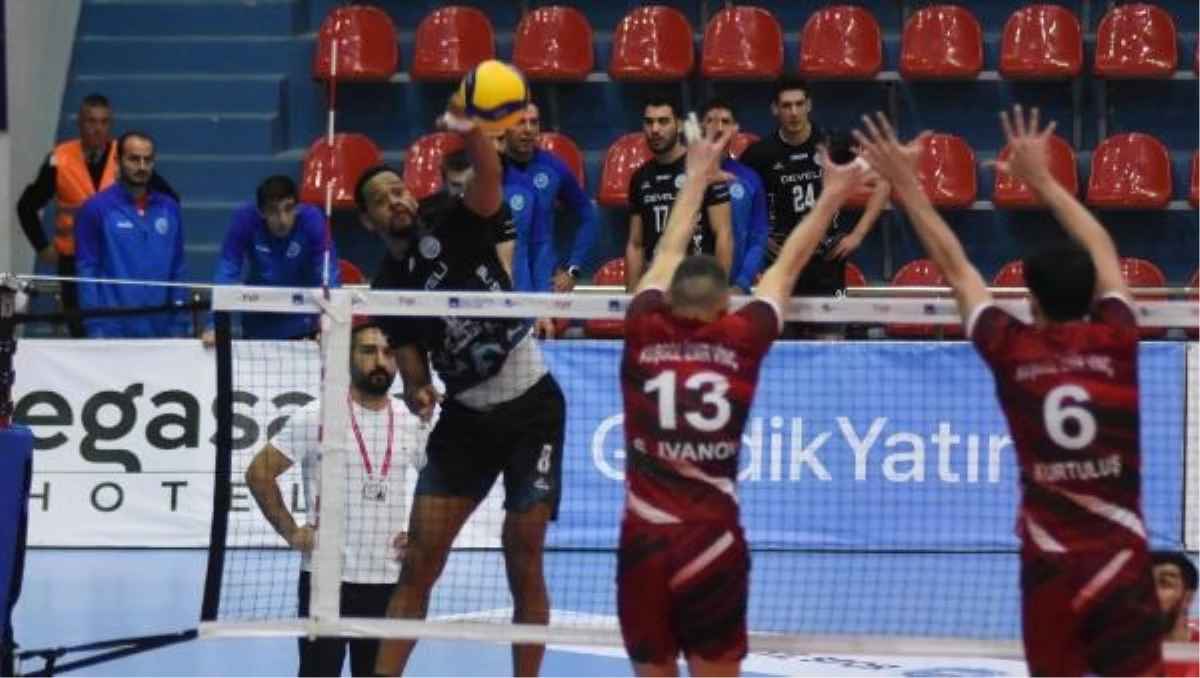 Develi Belediye Spor Kulübü, Akkuş Belediyespor\'u 3-2 yendi