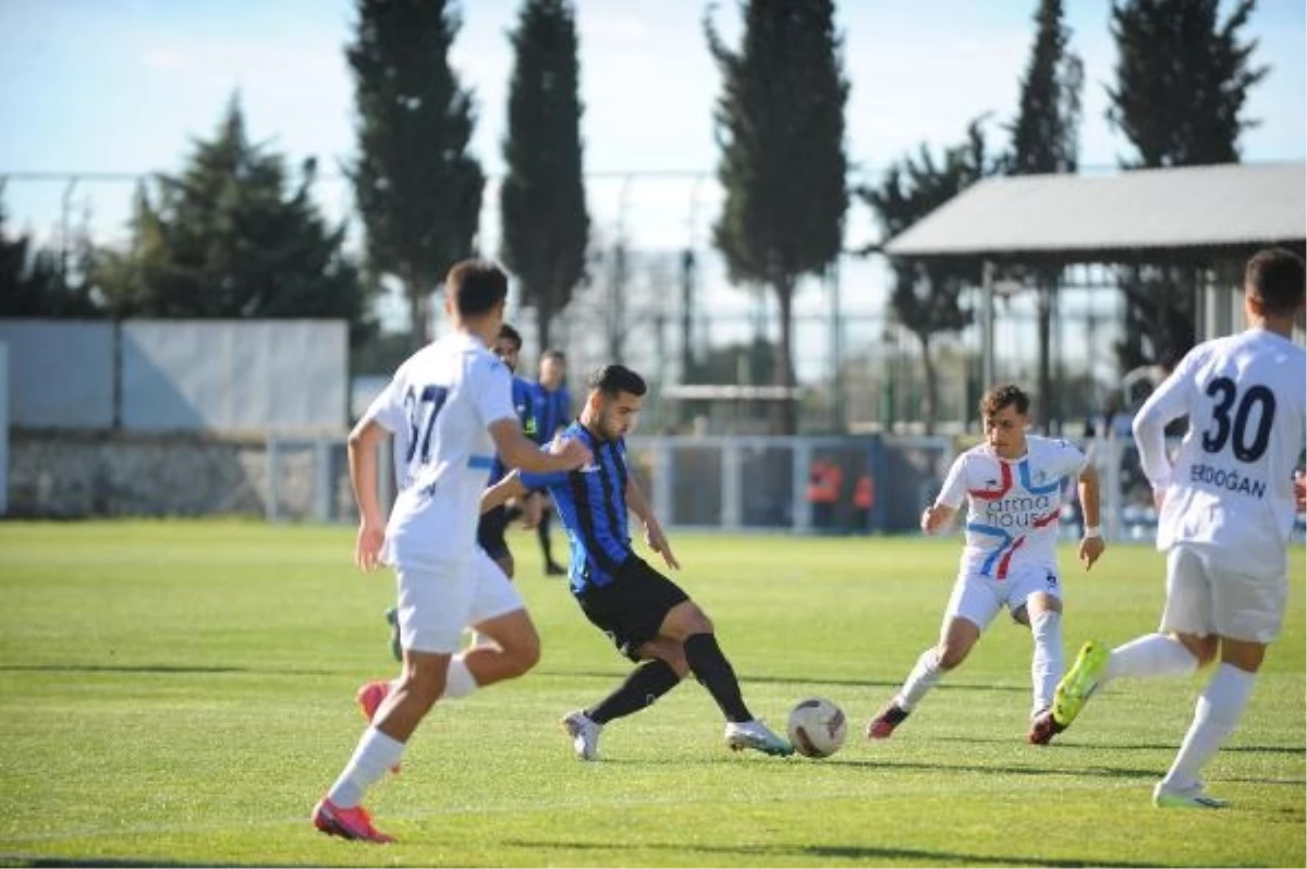 Karacabey Belediyespor ile Beyoğlu Yeni Çarşı 1-1 berabere kaldı