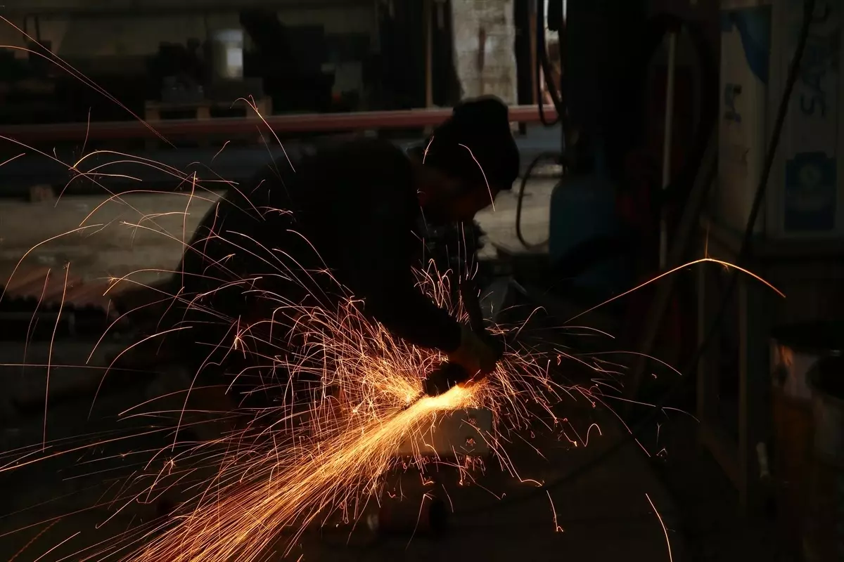 Sakarya'da açılan fabrika çelik konstrüksiyon ihracatını artırıyor