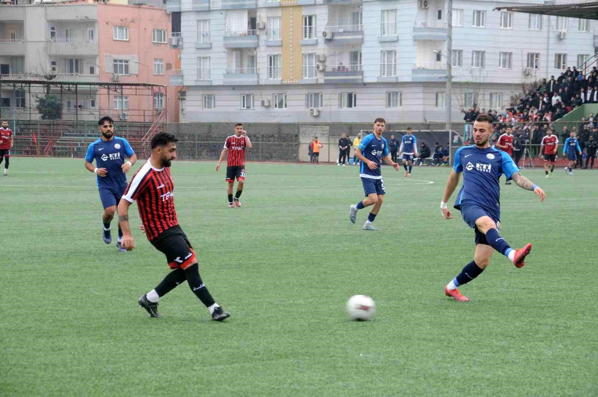 Şırnak Petrolspor ile Mazıdağı Fosfatspor Berabere Kaldı
