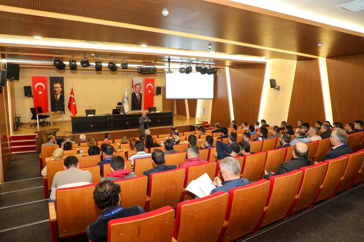 Talas Belediyesi personeline devlet memurları eğitimi