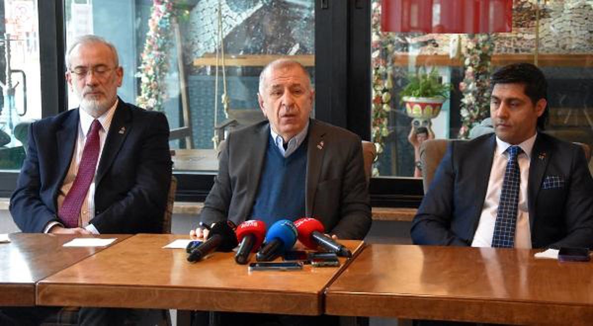 Ümit Özdağ: Türkiye dışarıdan kuşatılıyor, içeriden hançerleniyor