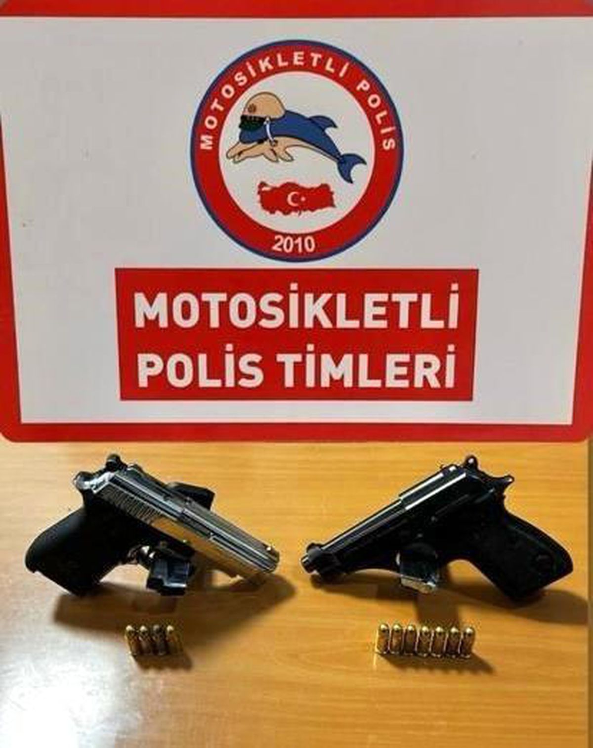 Düzce\'de yapılan şok uygulamalarda 30 araması olan şüpheli yakalandı