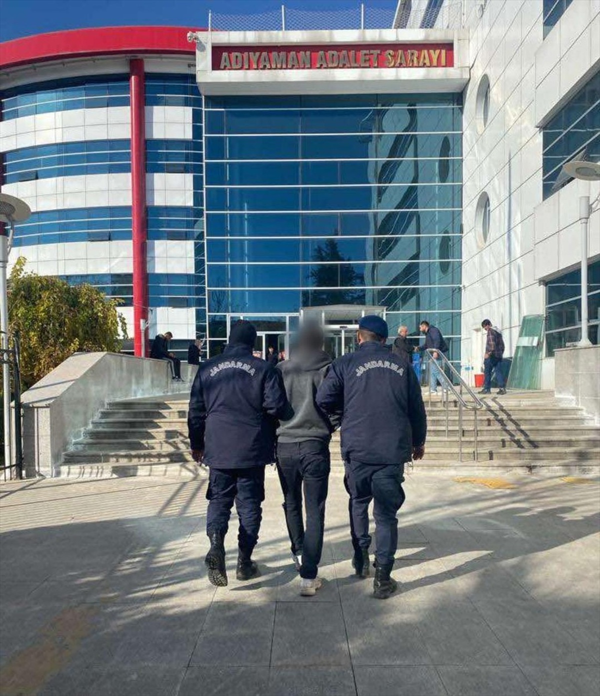 Adıyaman\'da 15 yıl hapis cezası bulunan firari hükümlü yakalandı