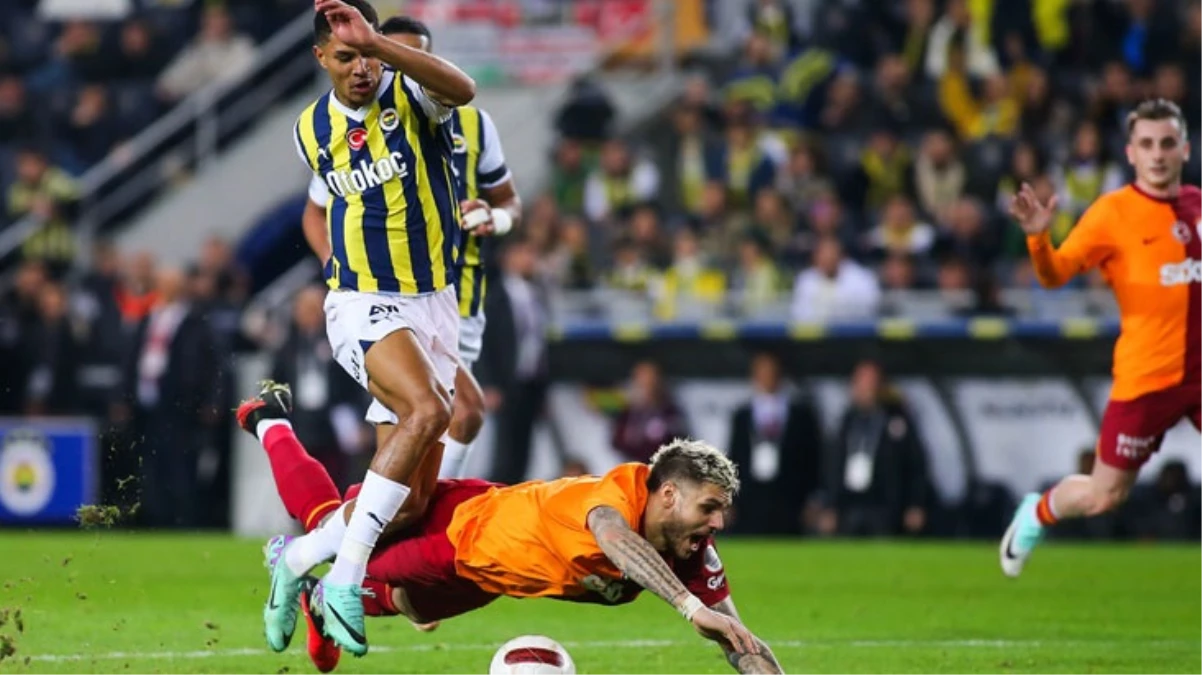 Fenerbahçe-Galatasaray derbisinde top sadece 43 dakika oyunda kalmış