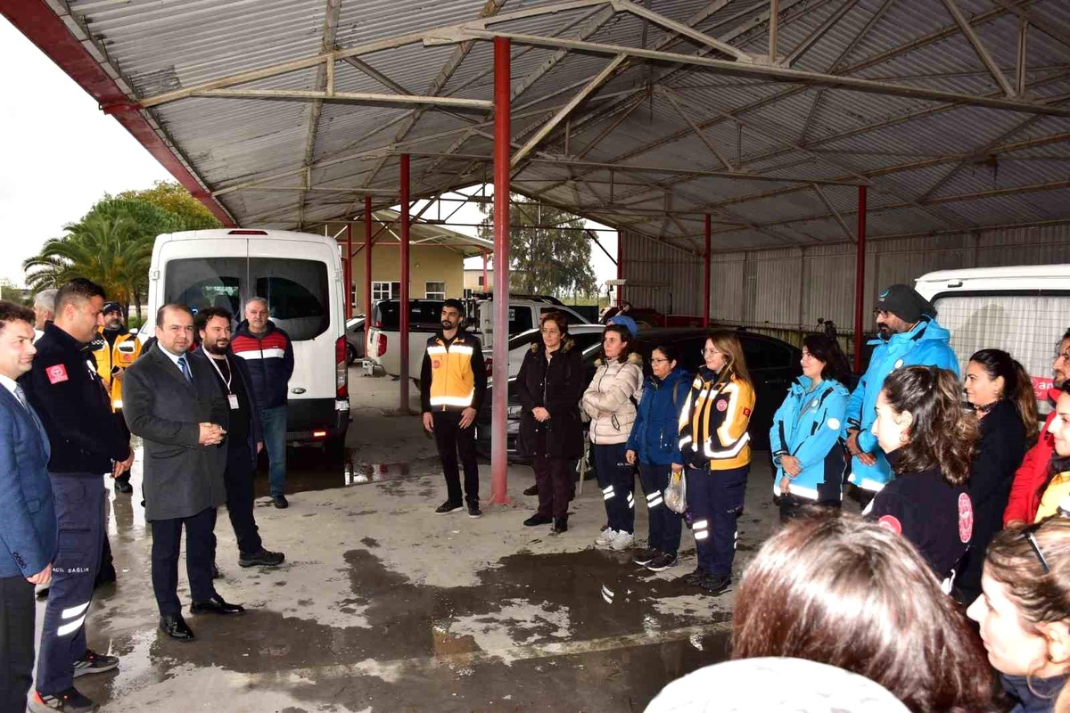 Aydın İl Sağlık Müdürü Ambulans Sürüş Teknikleri Eğitimi\'ni ziyaret etti