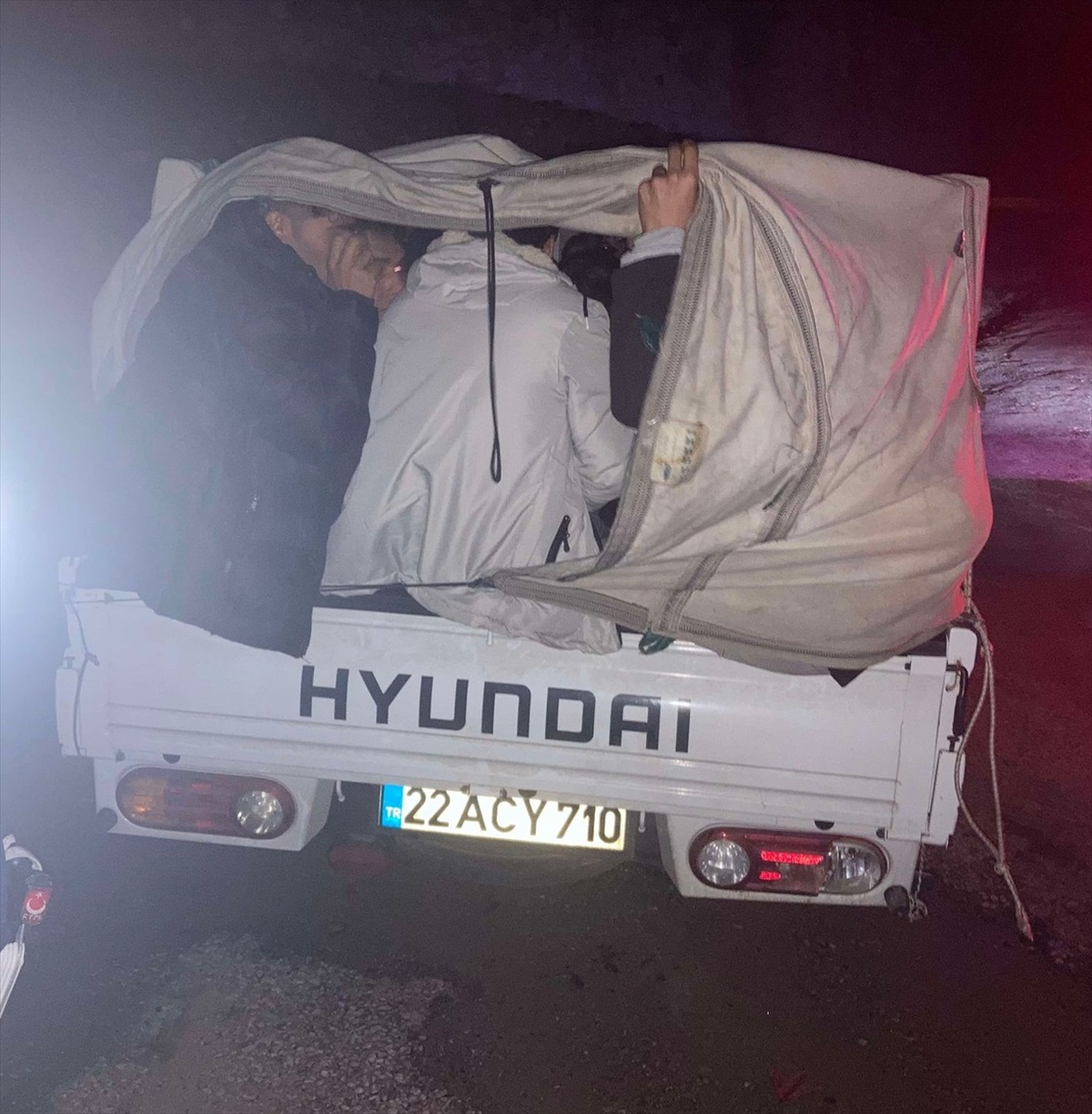 Çanakkale\'de 31 Afganistan uyruklu düzensiz göçmen yakalandı