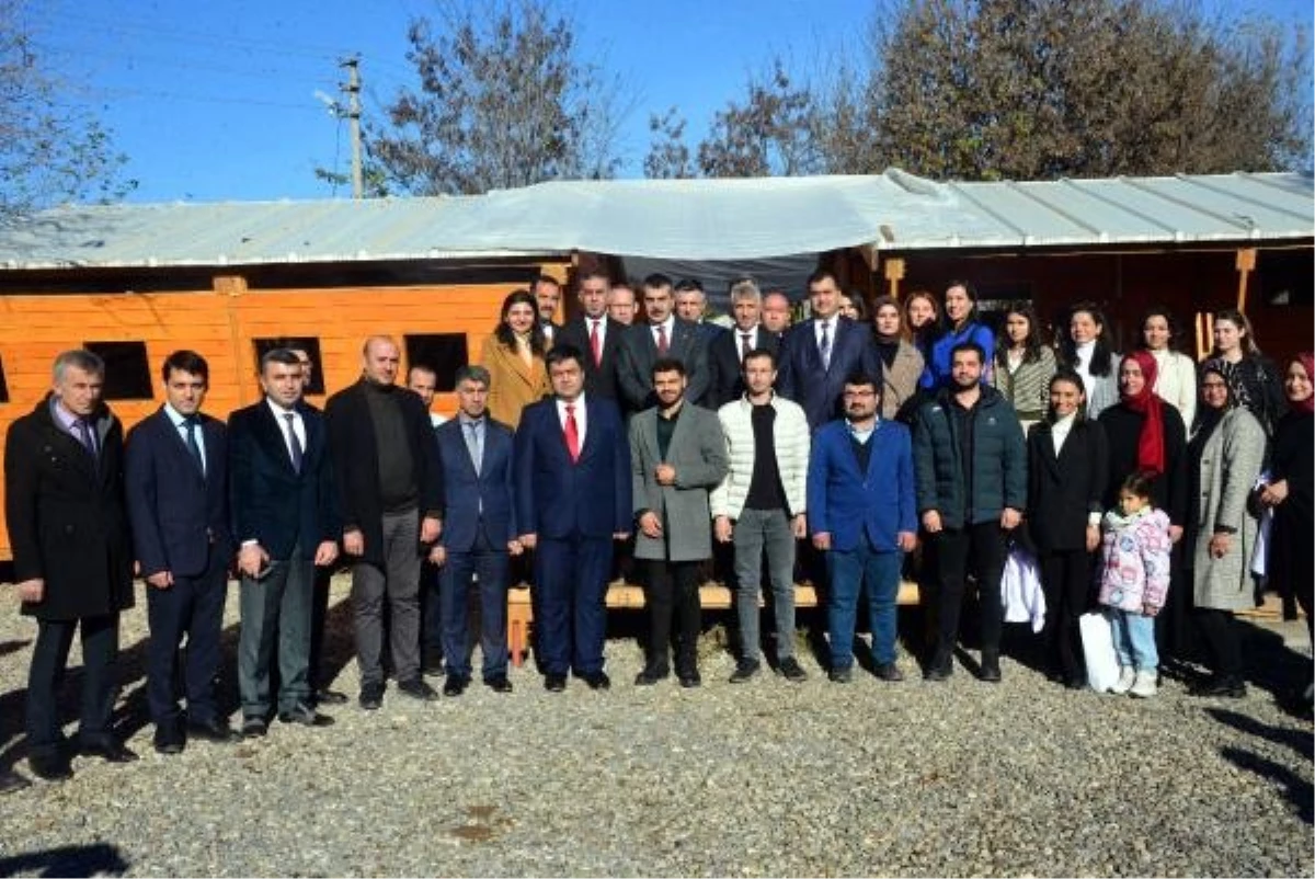 Milli Eğitim Bakanı Yusuf Tekin, Kahramanmaraş\'ta okul inşaatlarını inceledi