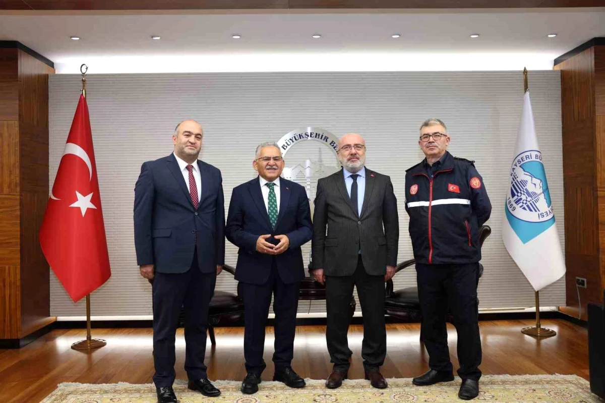 Kayseri Büyükşehir Belediyesi ve Kayseri Üniversitesi İtfaiye Daire Başkanlığı Arasında İş Birliği Protokolü İmzalandı