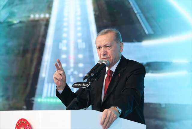 CHP lideri Özel'den Cumhurbaşkanı Erdoğan'a yanıt: Cenazeye gitmek mi gövde gösterisi, sövgü gösterisi yapmak mı? CHP lideri Özel'den Cumhurbaşkanı Erdoğan'a yanıt: Cenazeye gitmek mi gövde gösterisi, sövgü gösterisi yapmak mı?