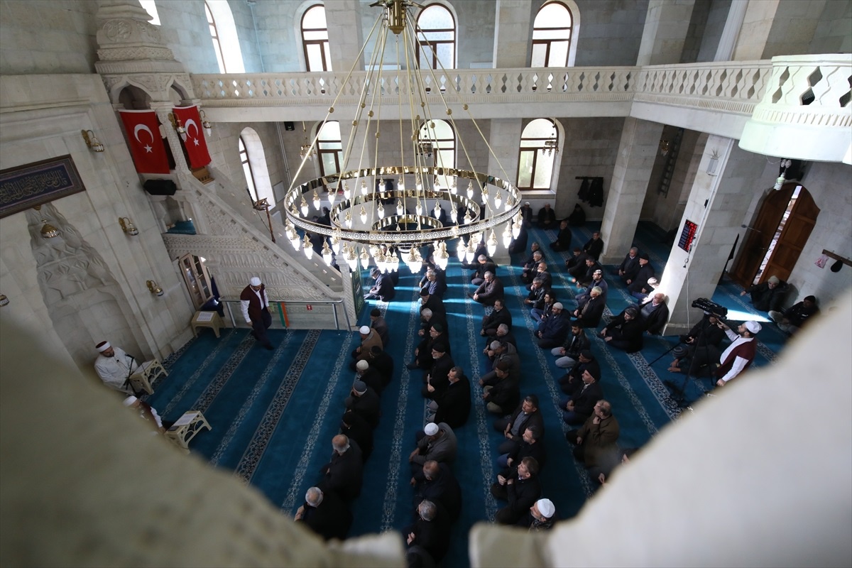 Darende\'de şehitler için mevlit okundu