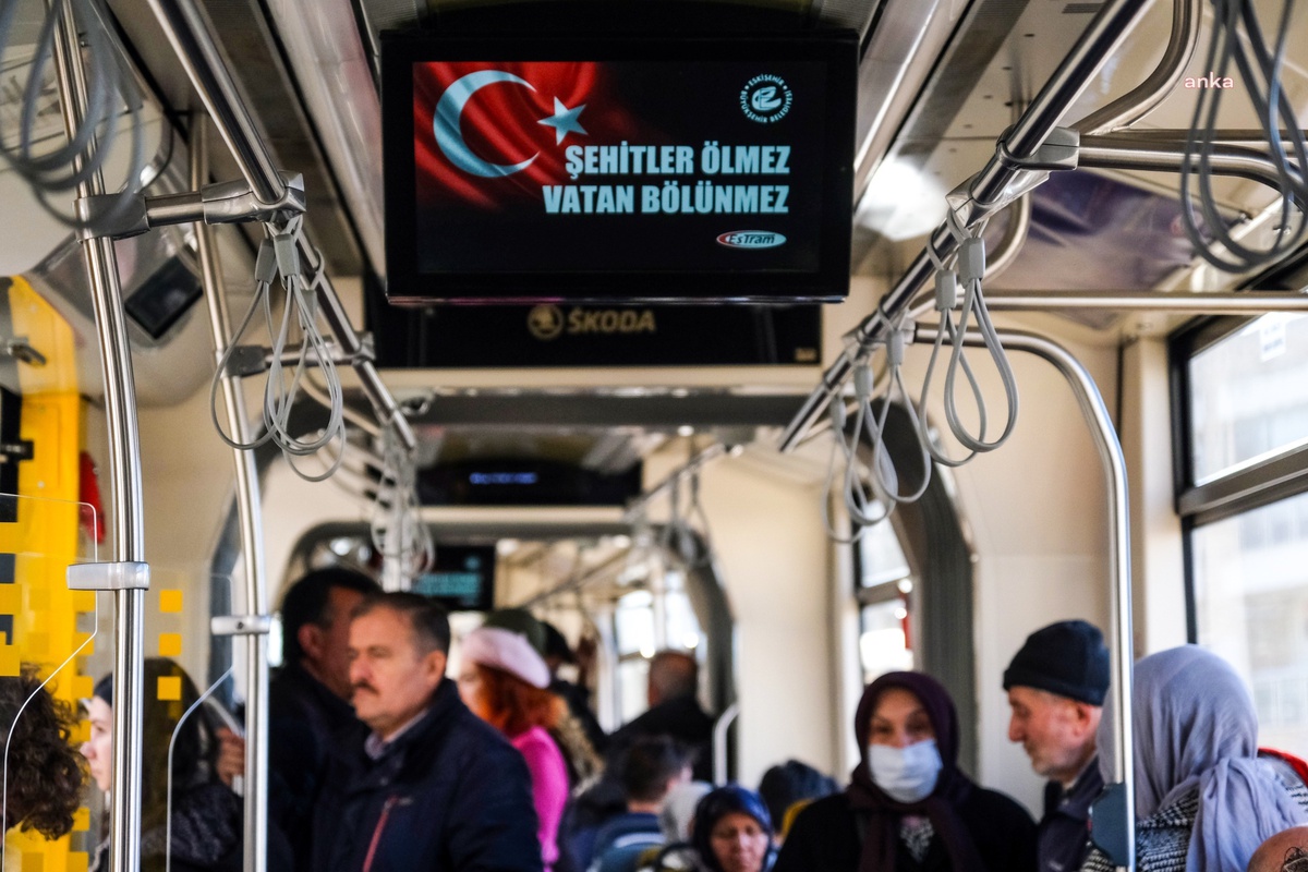 Eskişehir Büyükşehir Belediyesi Şehitler İçin Mesaj Yayınladı