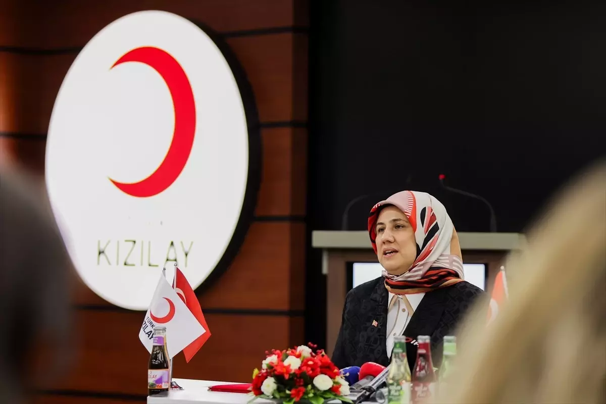 HAK-İŞ Konfederasyonu Gazze\'ye 5 Milyon Lira Bağışladı